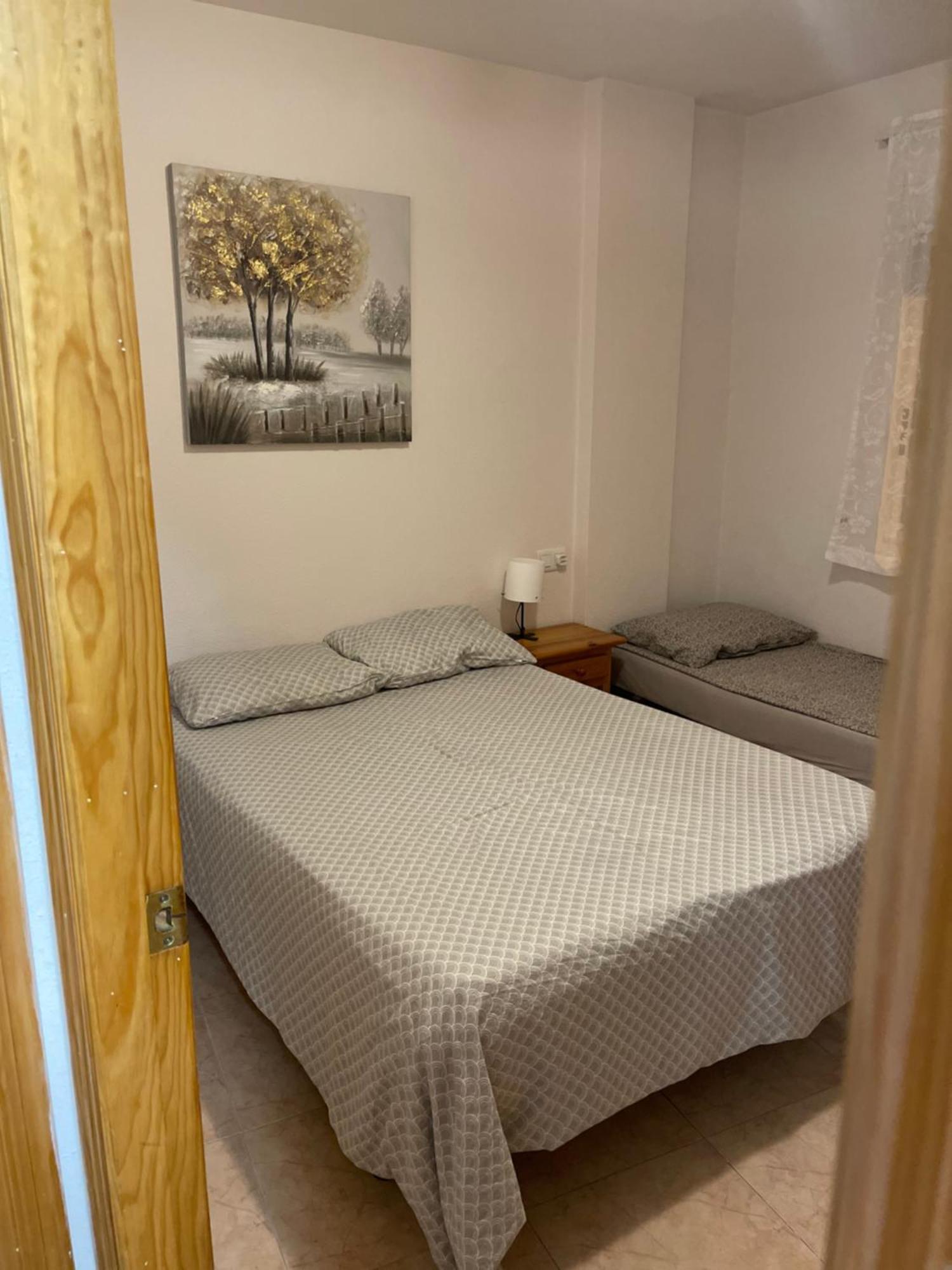 Nice Apartment Near The Park Torrevieja Buitenkant foto